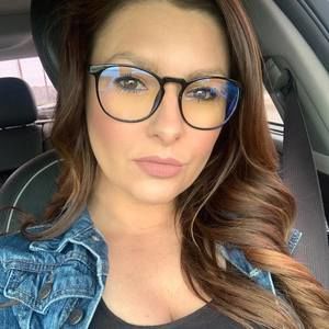 Meet your Posher, Tabitha